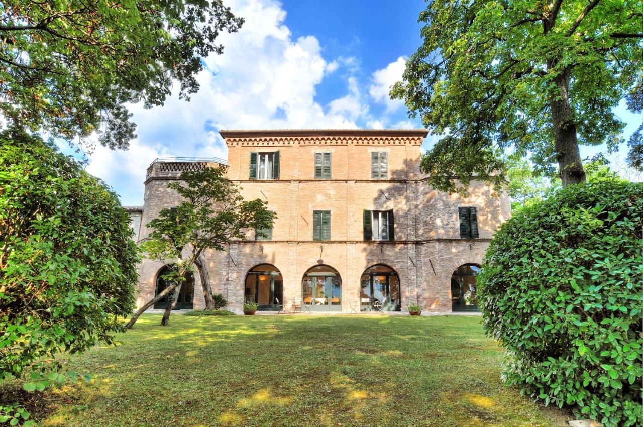 Villa Collepere Country House มาเตลิกา ภายนอก รูปภาพ