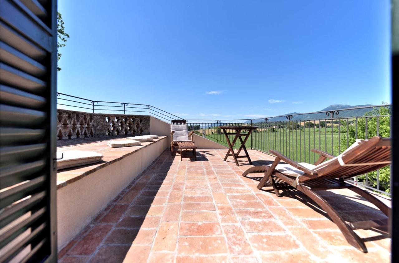 Villa Collepere Country House มาเตลิกา ภายนอก รูปภาพ