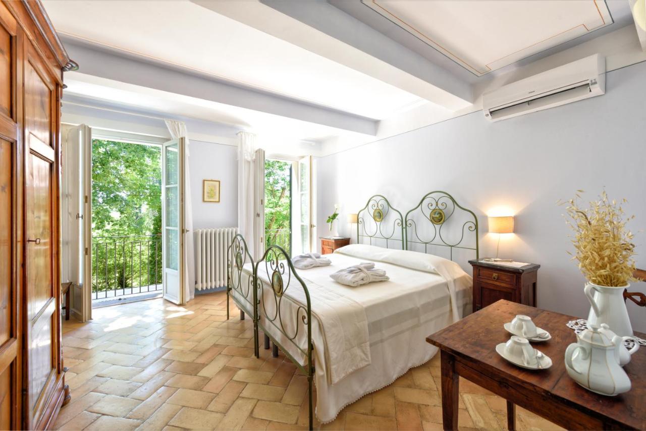 Villa Collepere Country House มาเตลิกา ภายนอก รูปภาพ