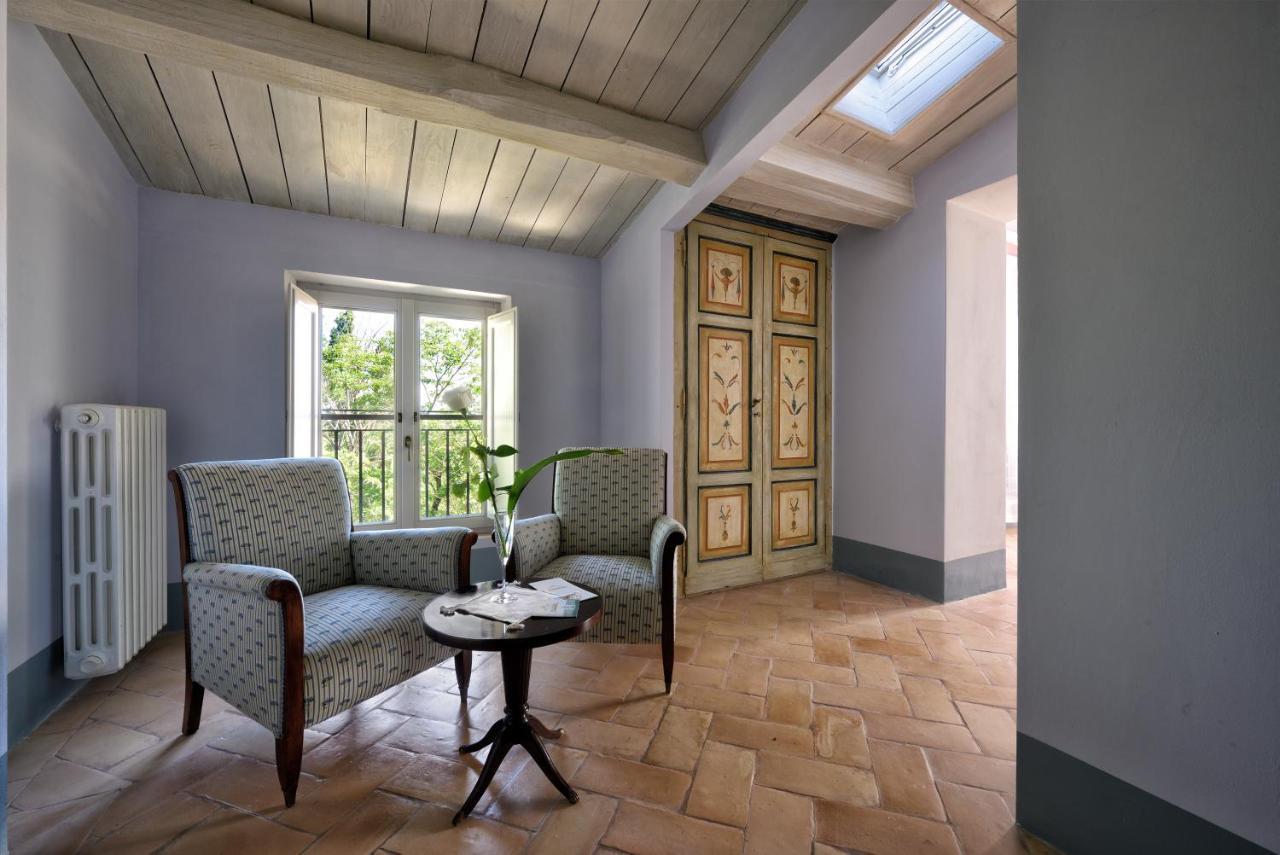 Villa Collepere Country House มาเตลิกา ภายนอก รูปภาพ